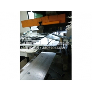 全自動數(shù)控整板送料機